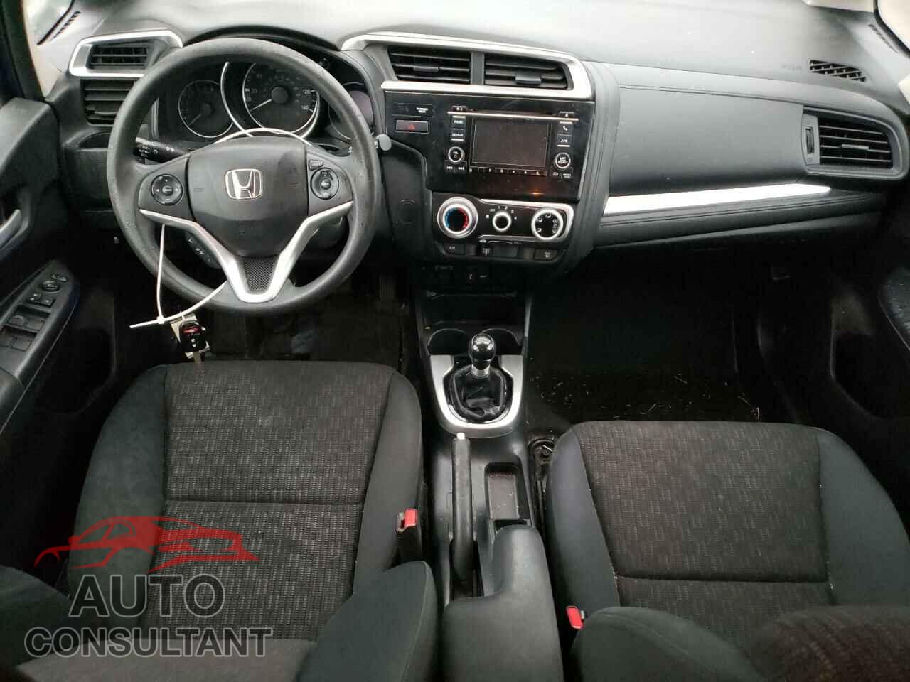 HONDA FIT 2017 - 3HGGK5G56HM705953