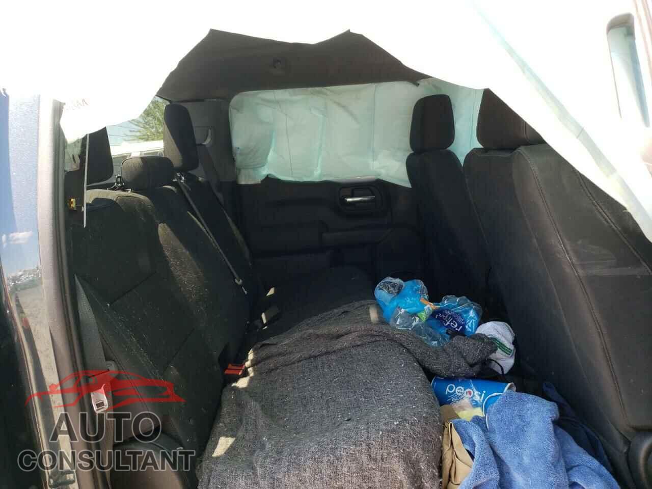 CHEVROLET SILVERADO 2019 - 3GCPYBEH9KG226070