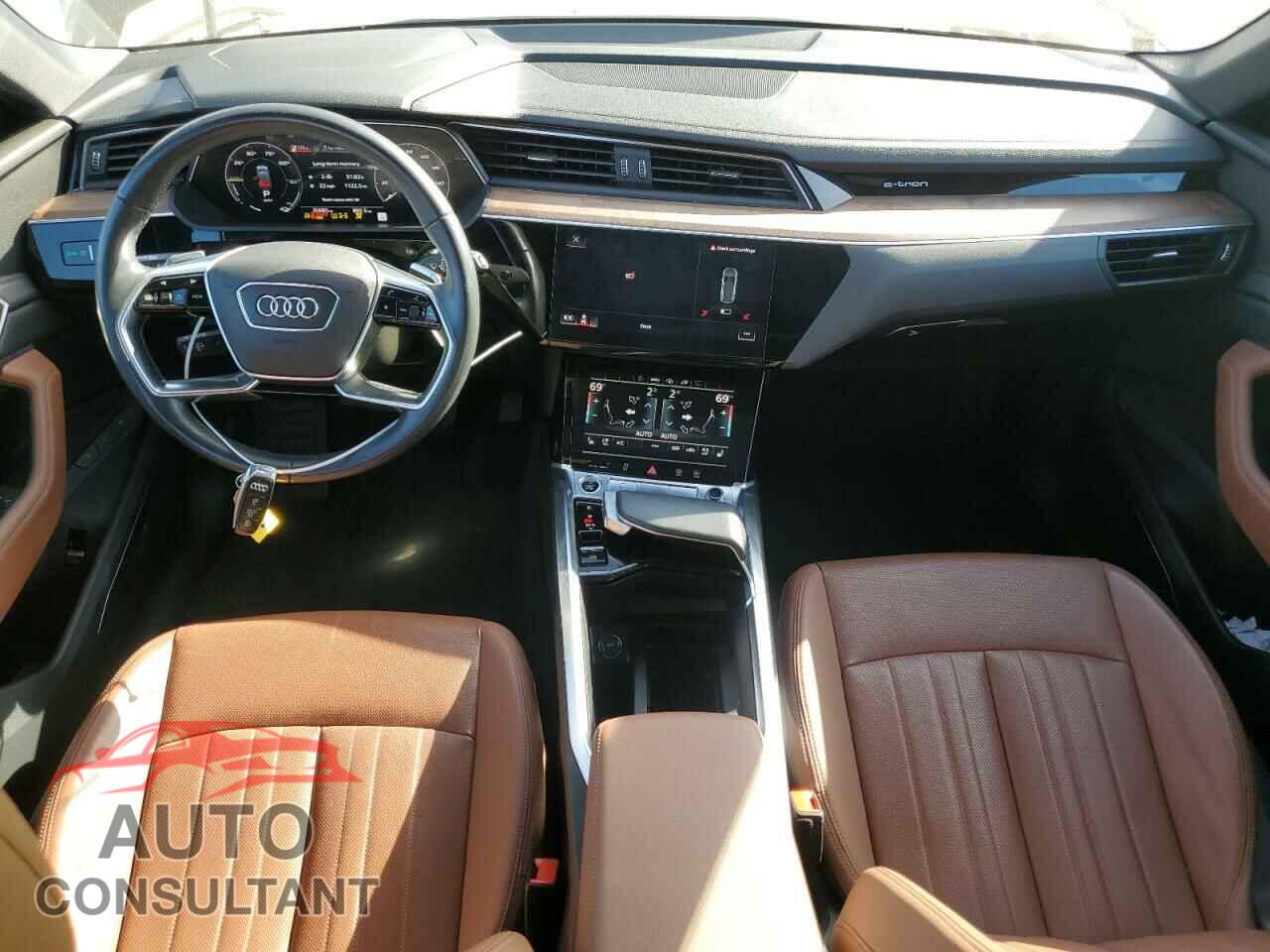AUDI E-TRON 2022 - WA1LAAGE3NB007578