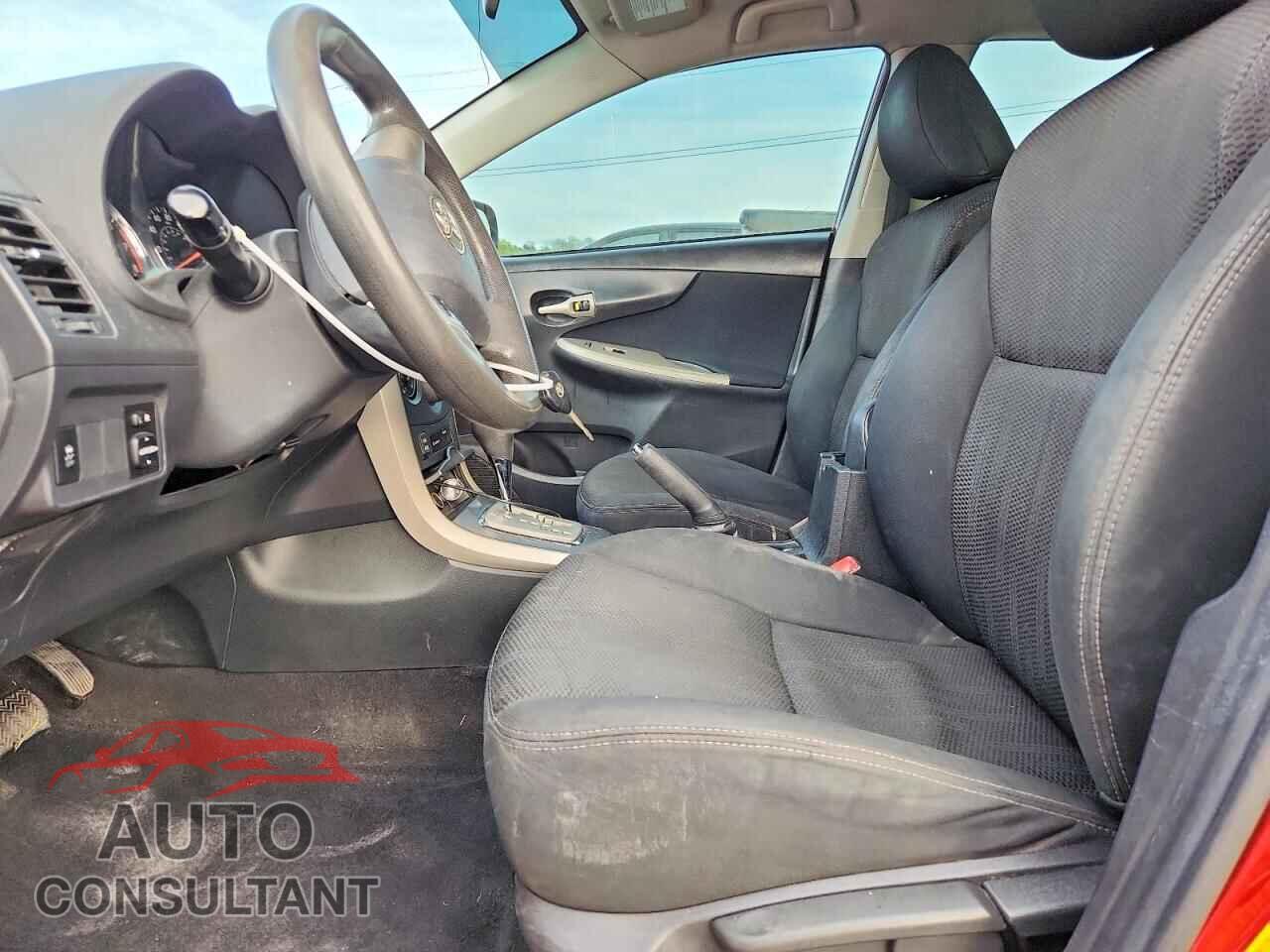 TOYOTA COROLLA 2013 - 5YFBU4EE7DP083057