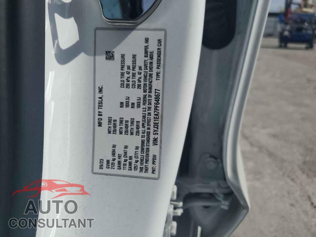 TESLA MODEL 3 2023 - 5YJ3E1EA7PF648677