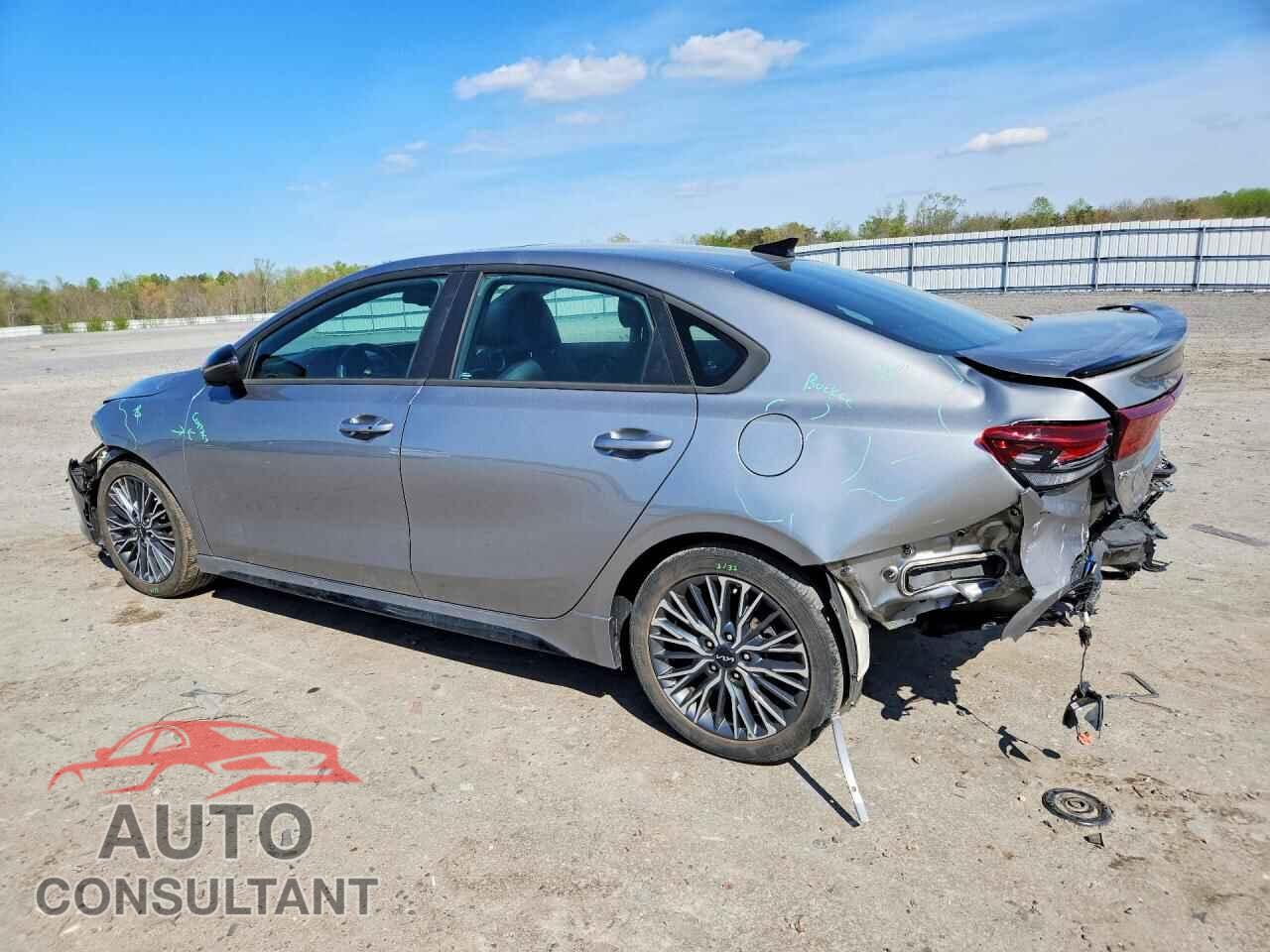 KIA FORTE 2023 - 3KPF54AD7PE588145