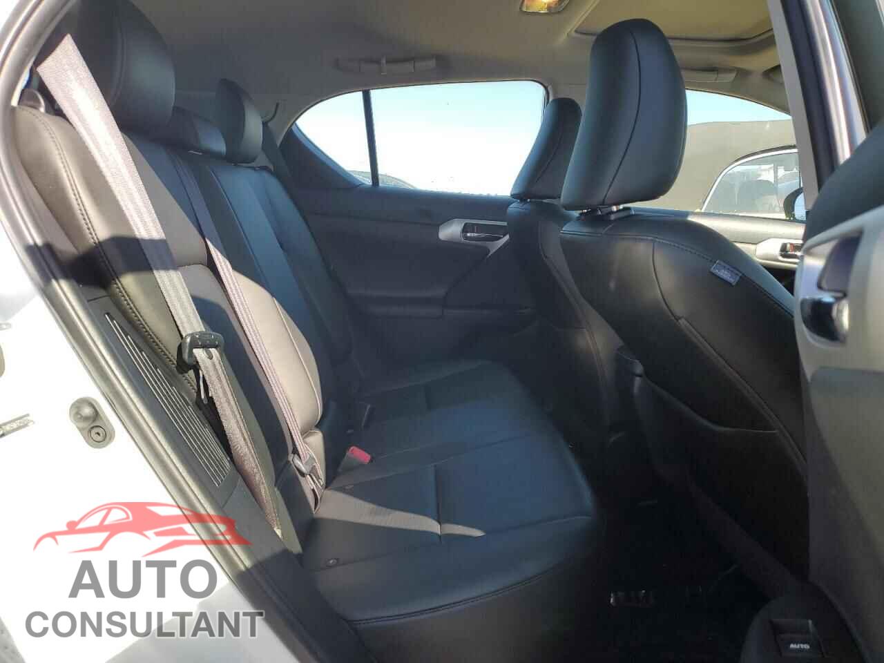 LEXUS CT 200 2012 - JTHKD5BH7C2107390