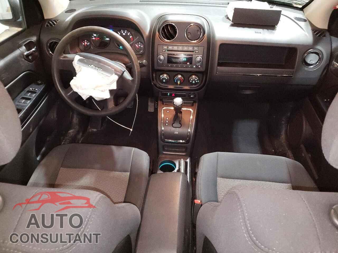 JEEP COMPASS 2010 - 1J4NF4FB9AD601674