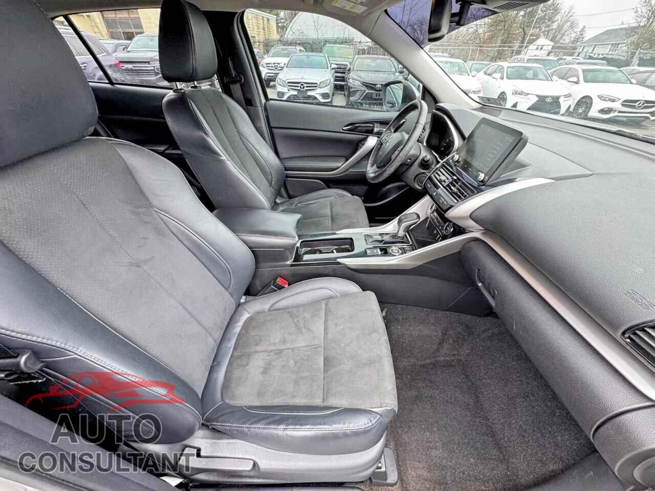MITSUBISHI ECLIPSE 2022 - JA4ATWAA6NZ000877