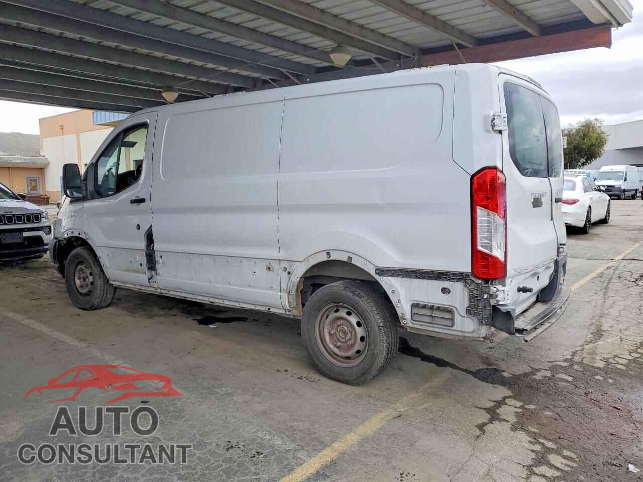 FORD TRANSIT 2015 - 1FTYR1ZM0FKA44422