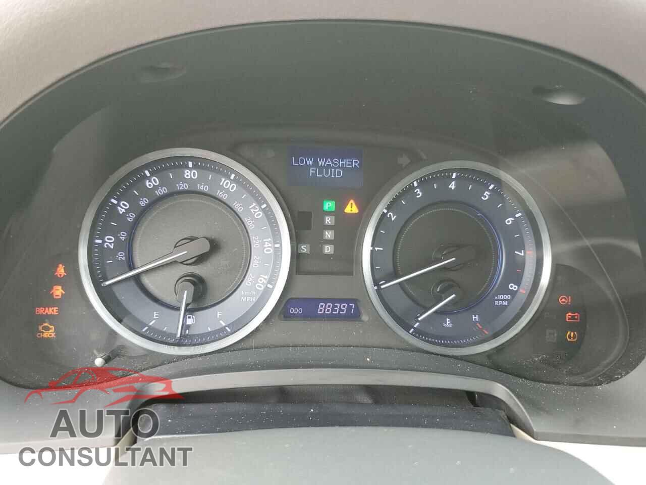 LEXUS IS 2011 - JTHCF5C29B2035017