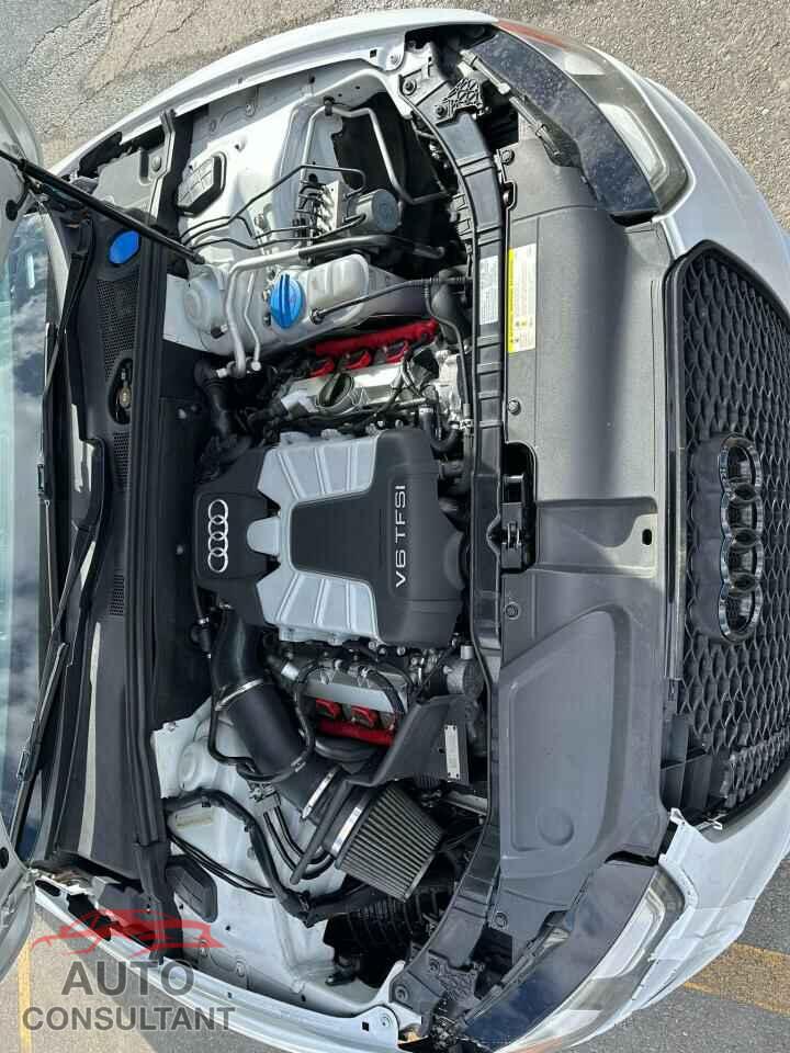 AUDI S5/RS5 2015 - WAUGGAFR2FA023477