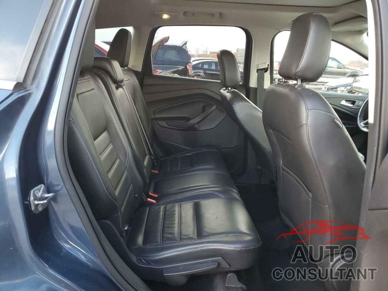 FORD ESCAPE 2018 - 1FMCU9HD4JUB31161
