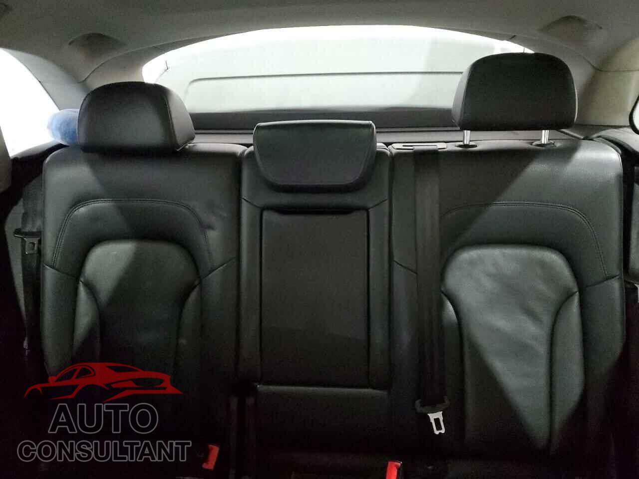 AUDI Q5 2012 - WA1CFAFP9CA100967