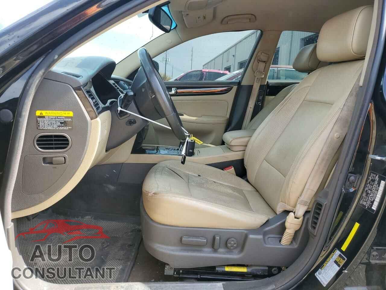HYUNDAI GENESIS 2011 - KMHGC4DEXBU131480