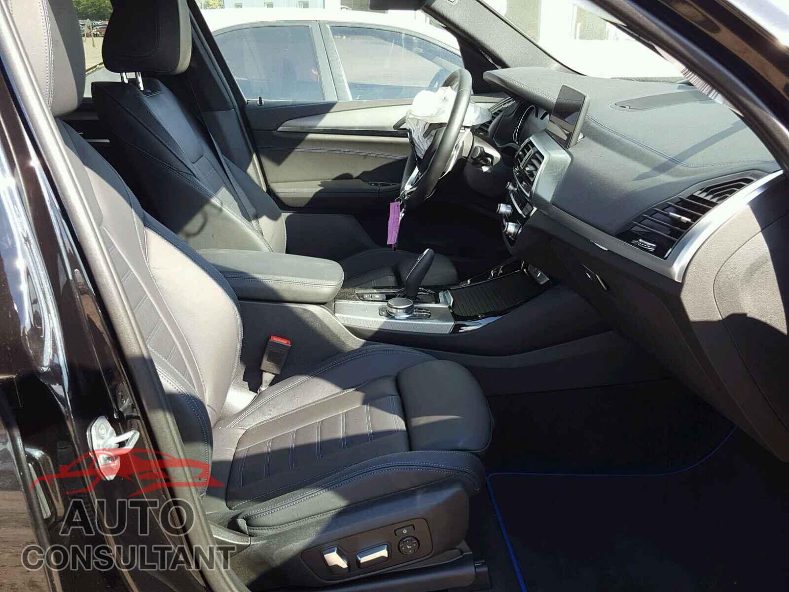 BMW X3 2018 - 5UXTS3C56J0Z01924