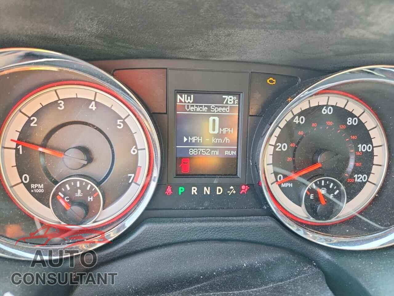DODGE CARAVAN 2018 - 2C4RDGEG0JR324082