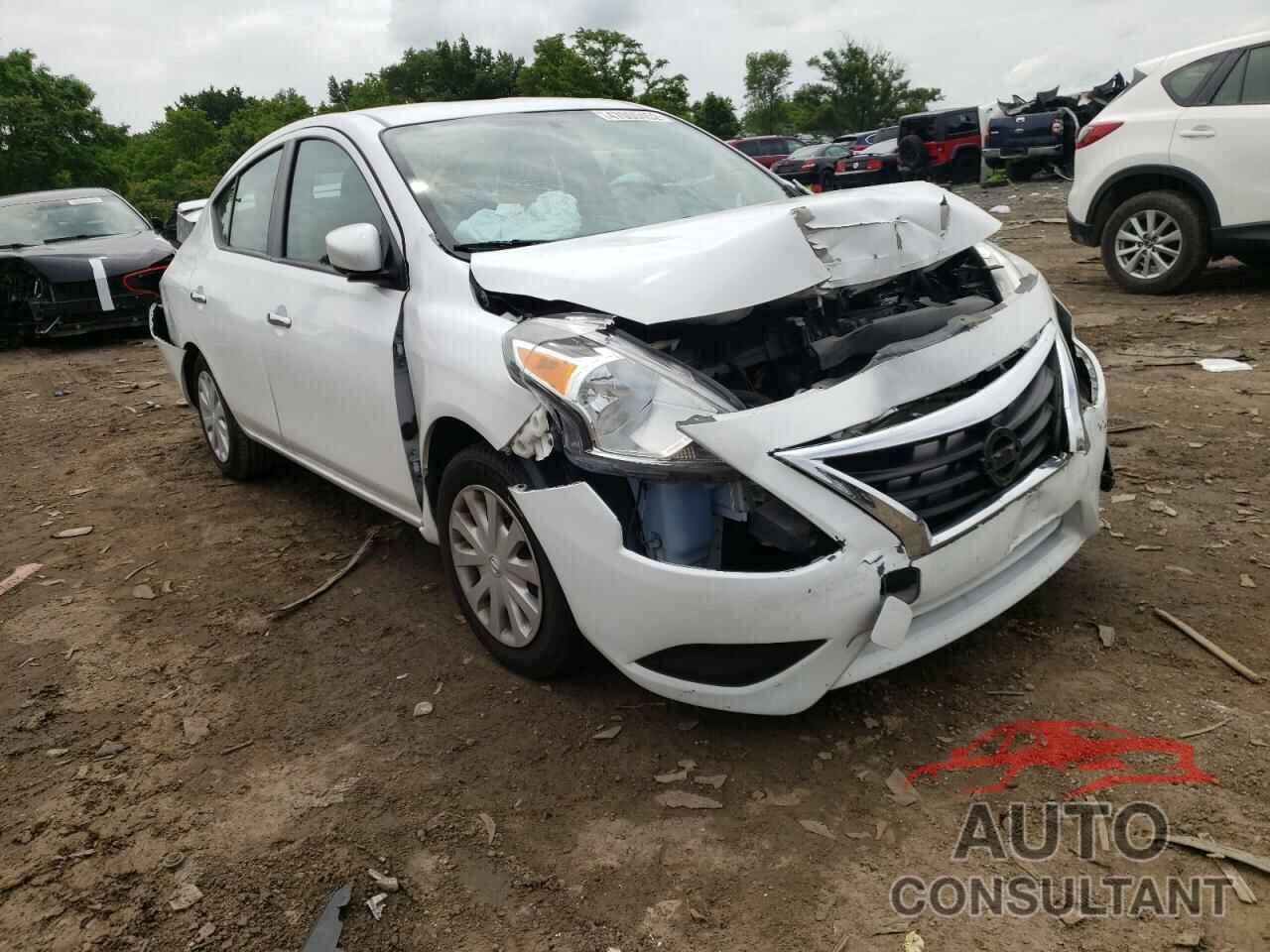 NISSAN VERSA 2019 - 3N1CN7AP0KL863800