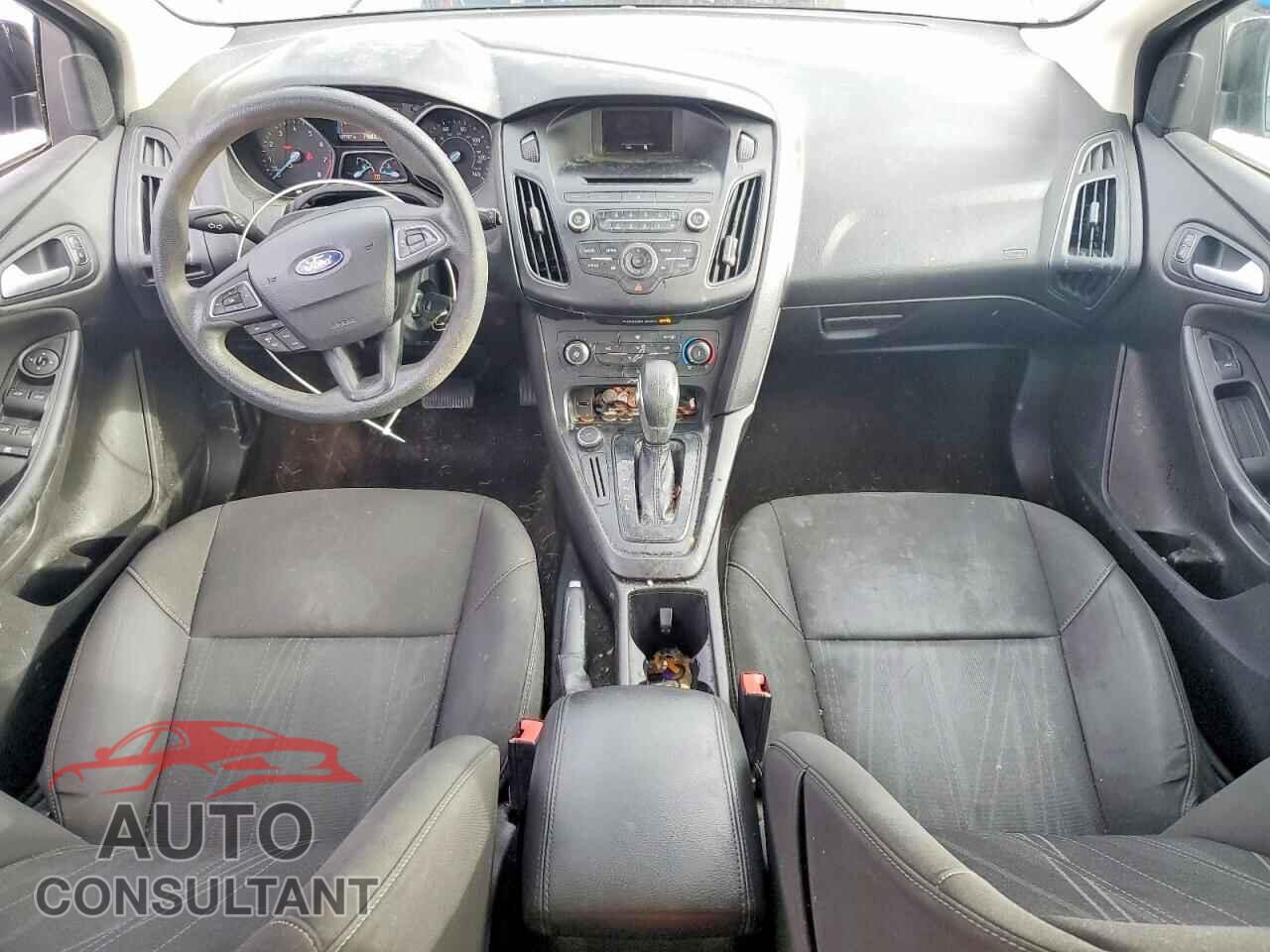 FORD FOCUS 2017 - 1FADP3K27HL286166