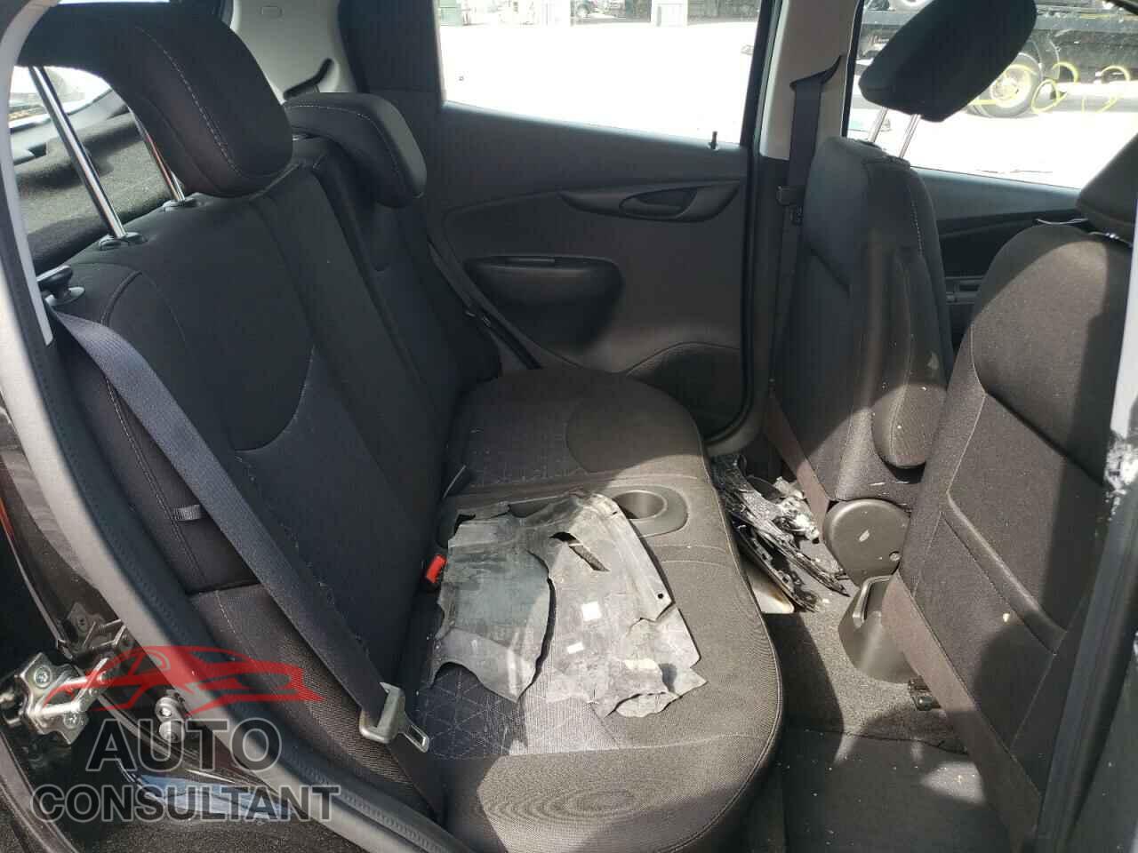 CHEVROLET SPARK 2020 - KL8CD6SA8LC463848