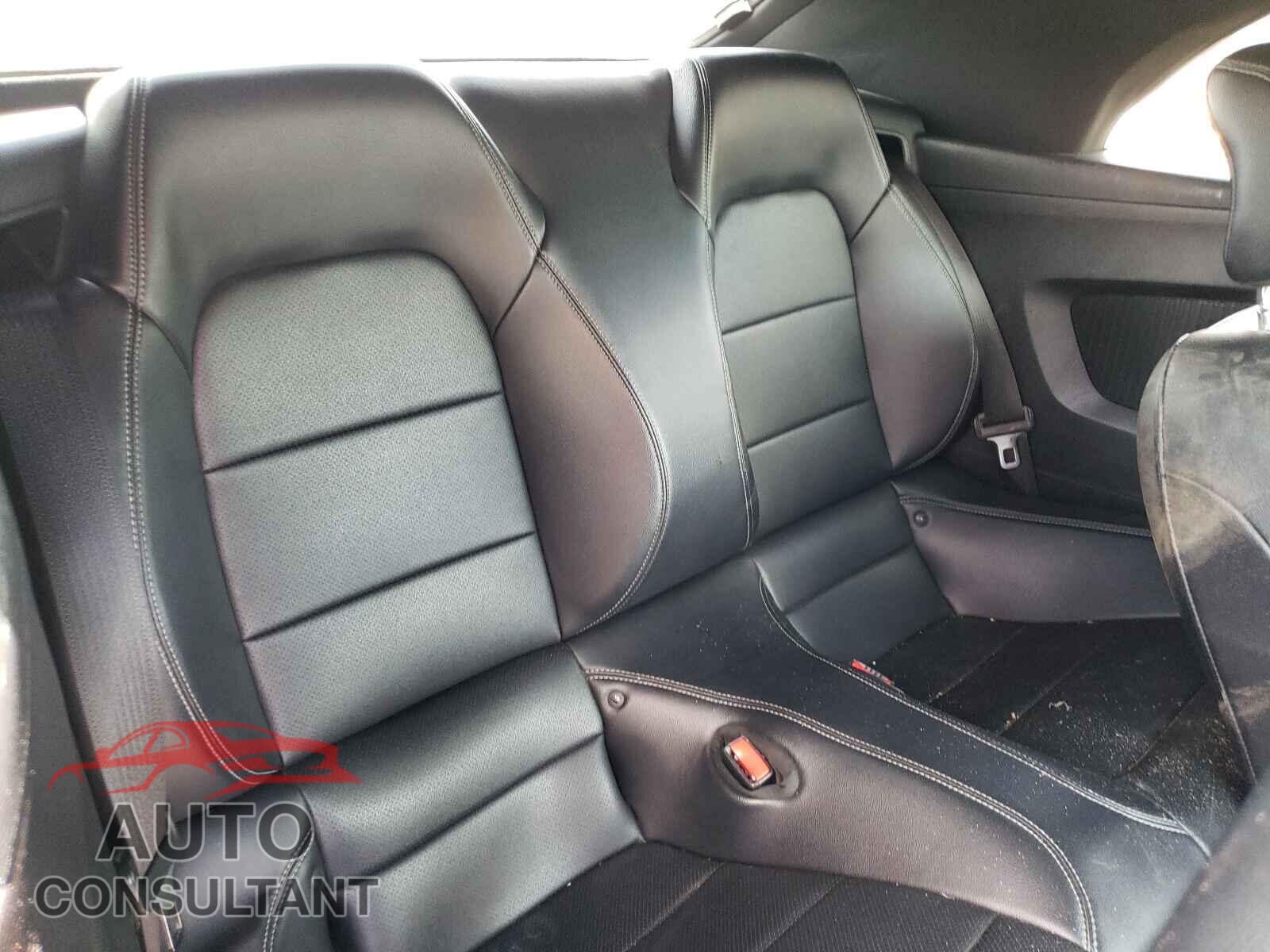 FORD MUSTANG 2016 - 1FATP8UH9G5231814