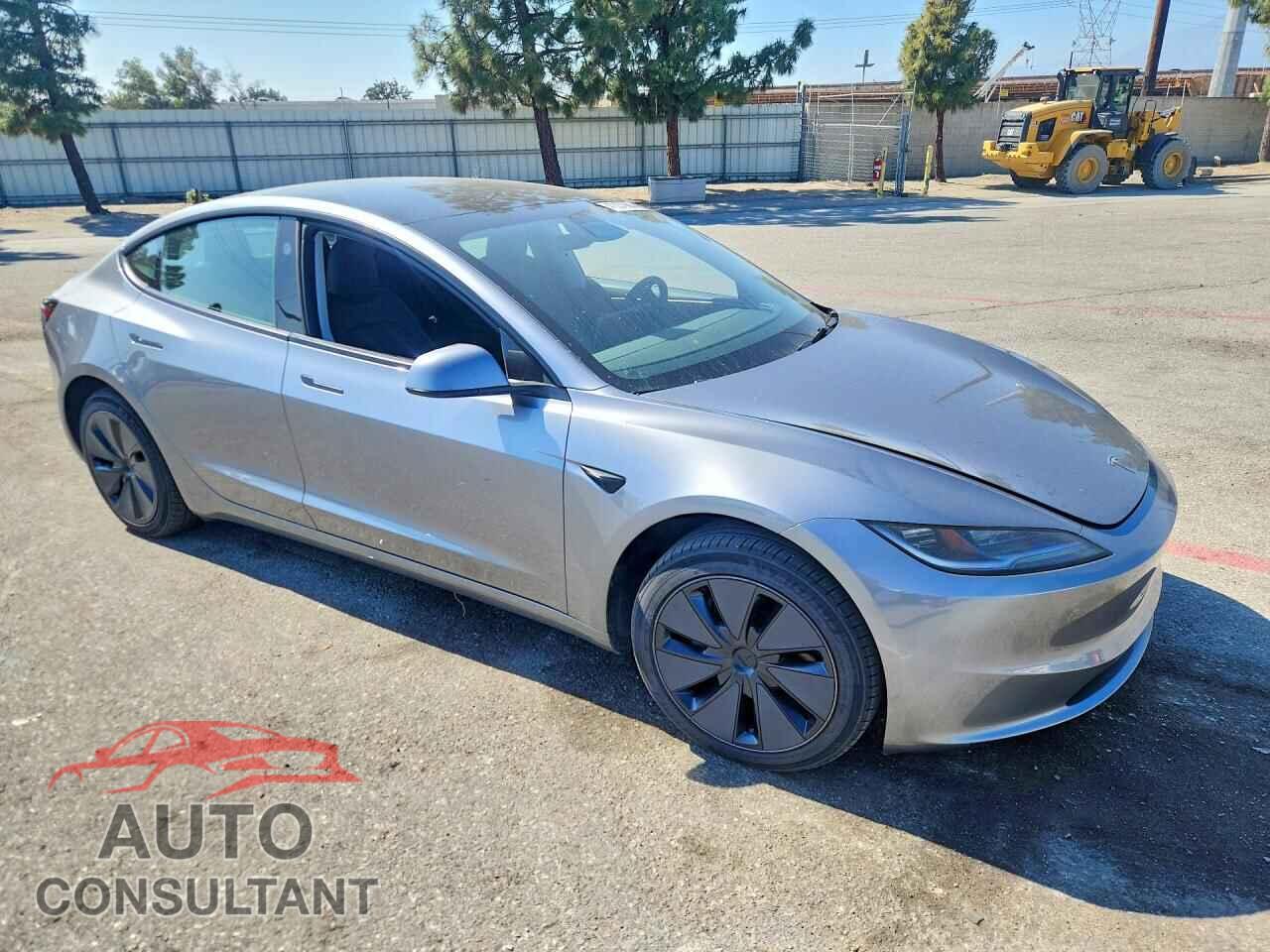 TESLA MODEL 3 2025 - 5YJ3E1EA8SF894484