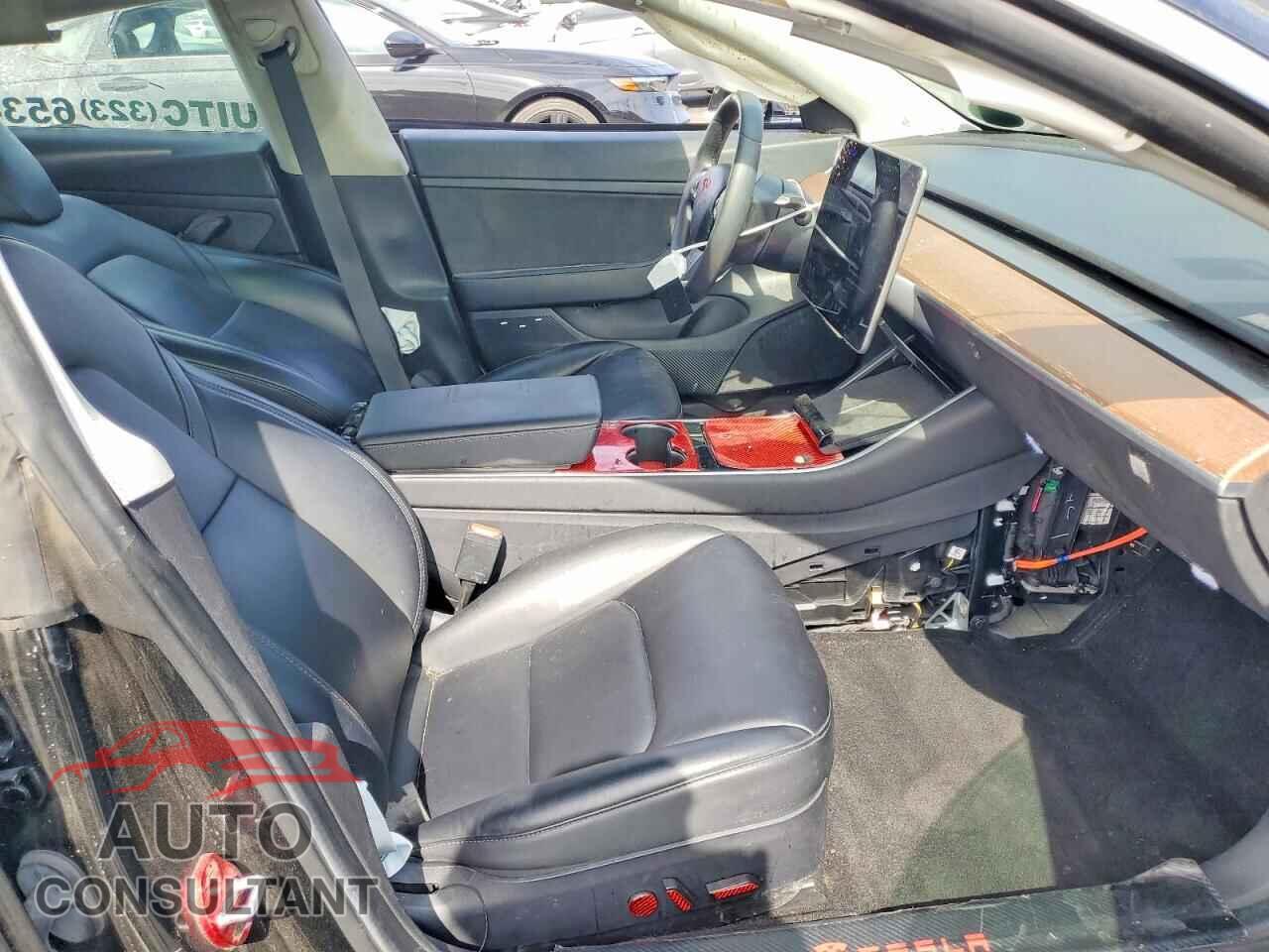 TESLA MODEL 3 2020 - 5YJ3E1EA2LF606475