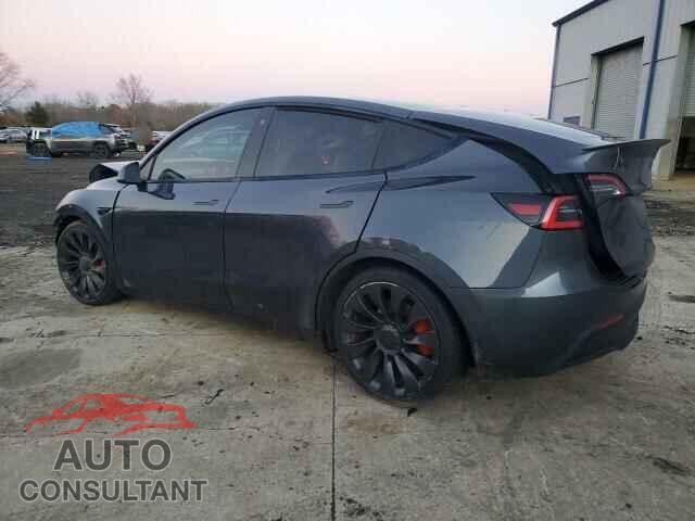 TESLA MODEL Y 2021 - 5YJYGDEF5MF121603