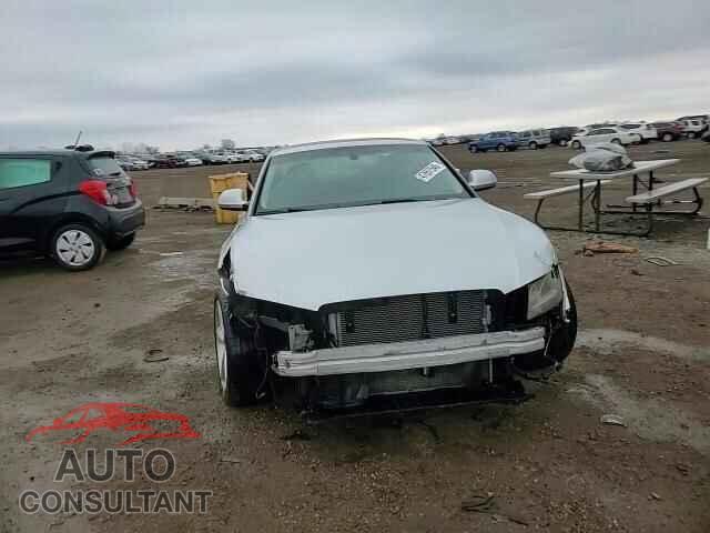 AUDI A5 2009 - WAUDK78T09A013564