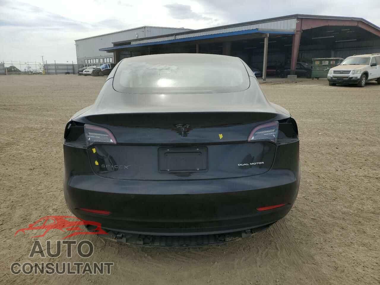 TESLA MODEL 3 2022 - 5YJ3E1EB4NF272865