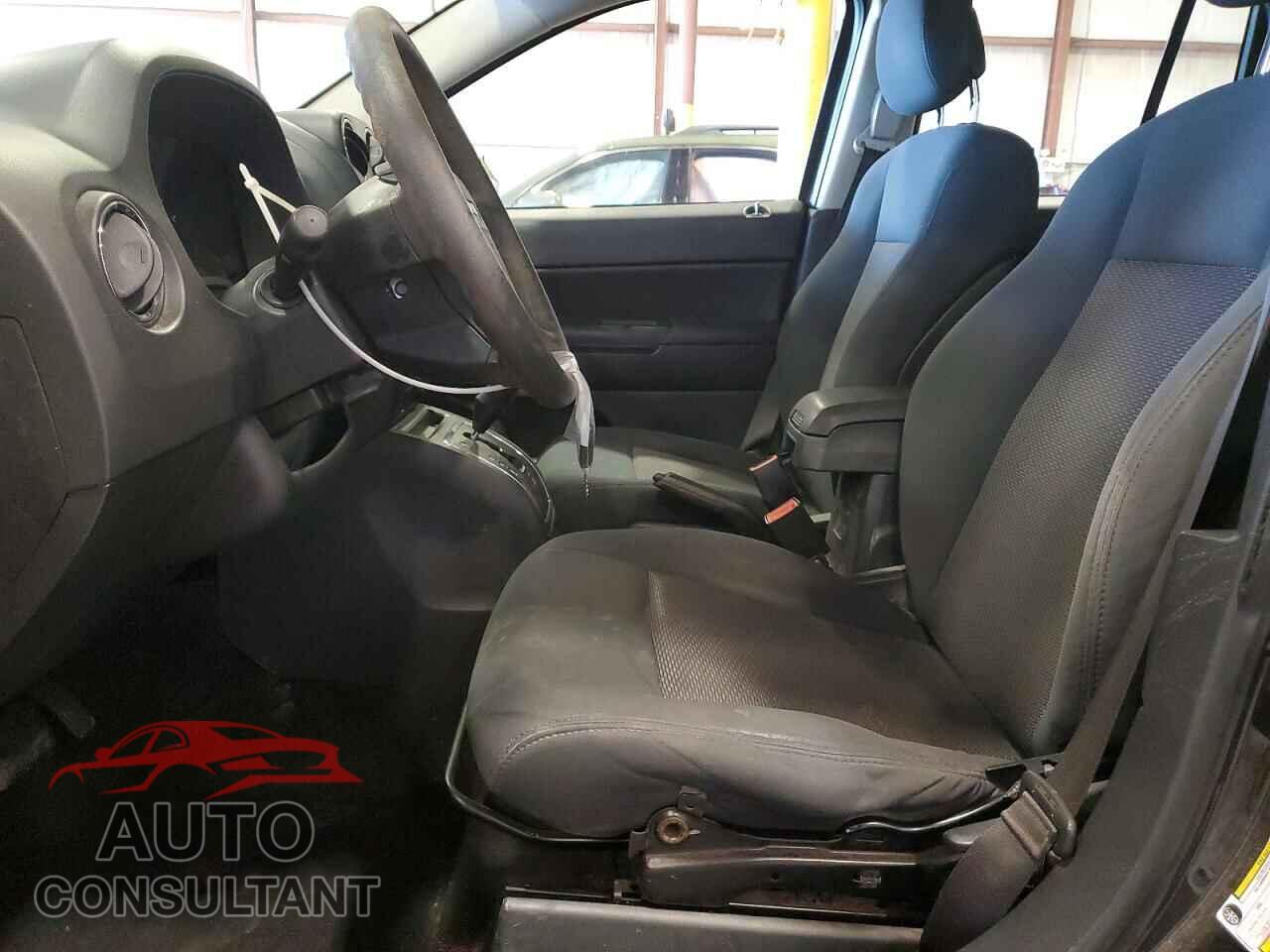 JEEP COMPASS 2010 - 1J4NF4FB3AD649400