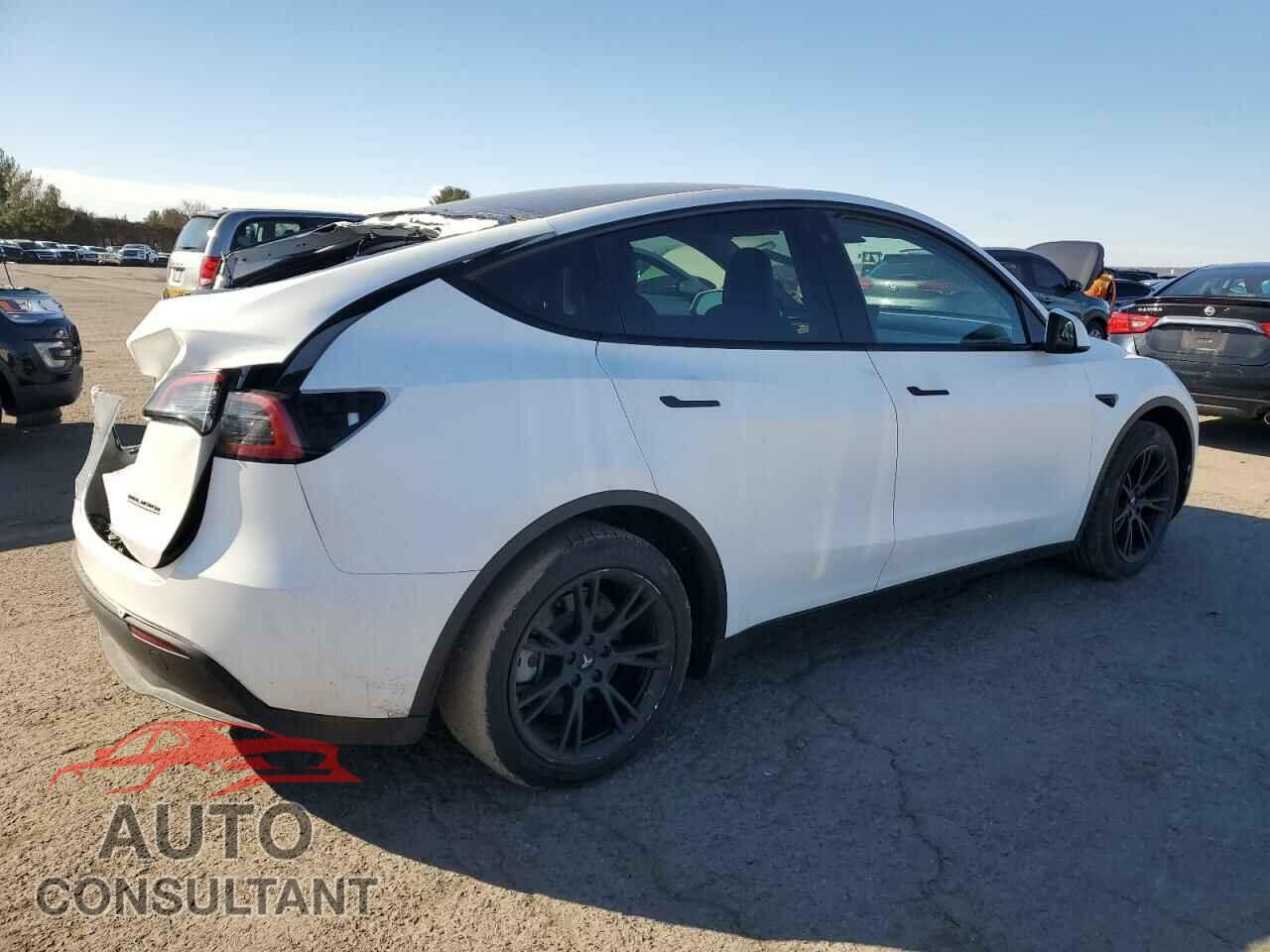 TESLA MODEL Y 2022 - 7SAYGAEE7NF429253