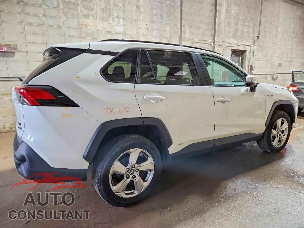 TOYOTA RAV4 2021 - 4T3B6RFV3MU015575