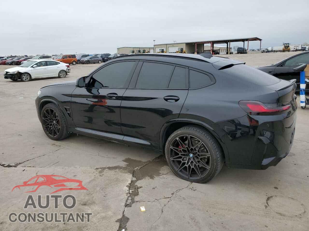 BMW X4 M 2023 - 5YM23EC05P9S22684