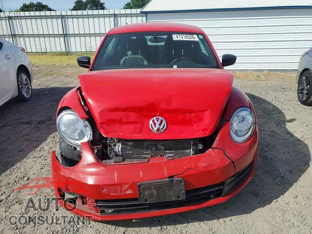 VOLKSWAGEN BEETLE 2015 - 3VWF17AT1FM649236