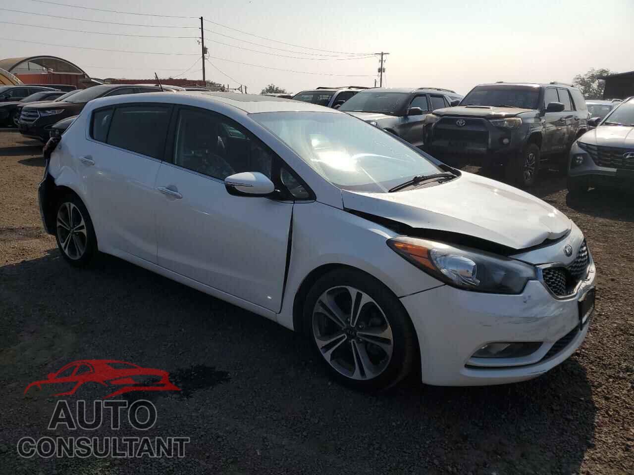 KIA FORTE 2016 - KNAFX5A81G5628795