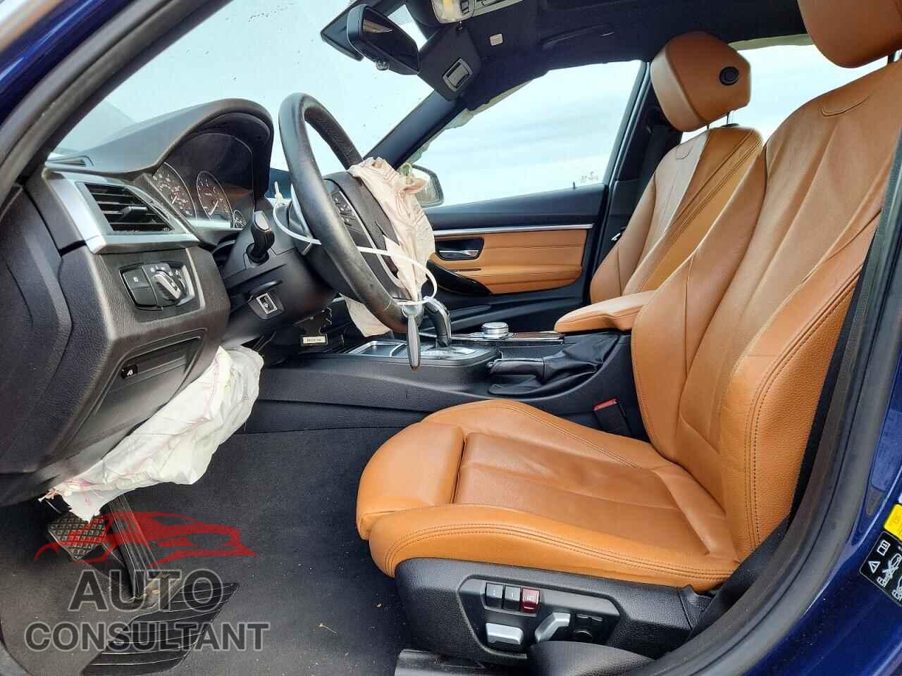 BMW 3 SERIES 2018 - WBA8D9C51JEM33783