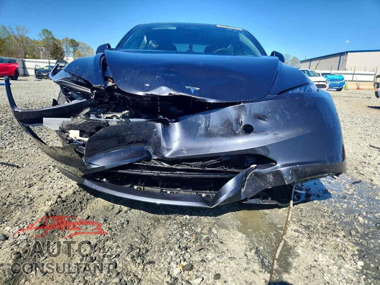 TESLA MODEL 3 2024 - 5YJ3E1EA0RF848738