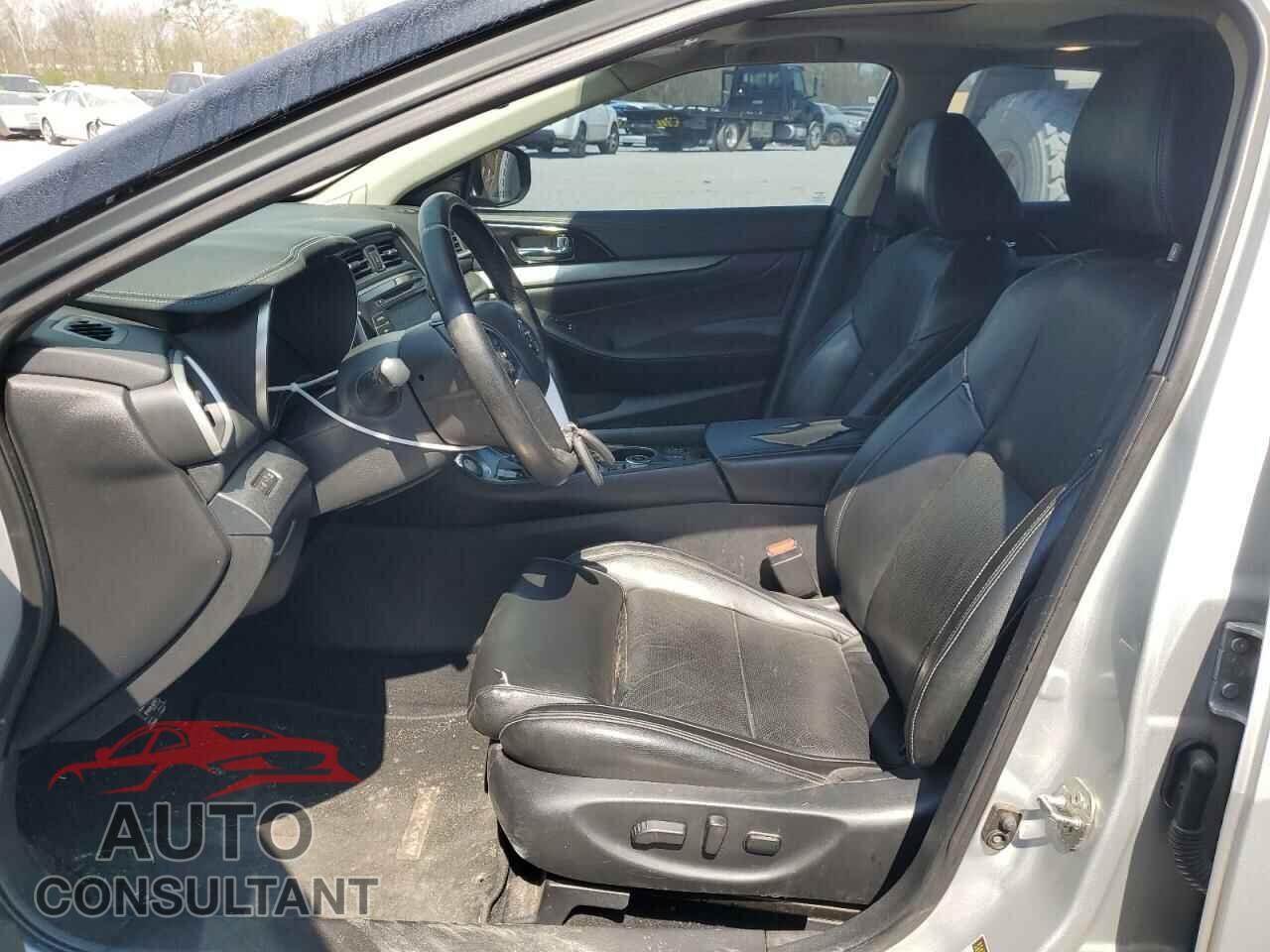 NISSAN MAXIMA 2017 - 1N4AA6AP4HC447334