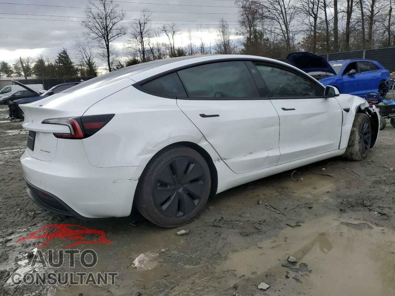 TESLA MODEL 3 2024 - 5YJ3E1EB0RF822472