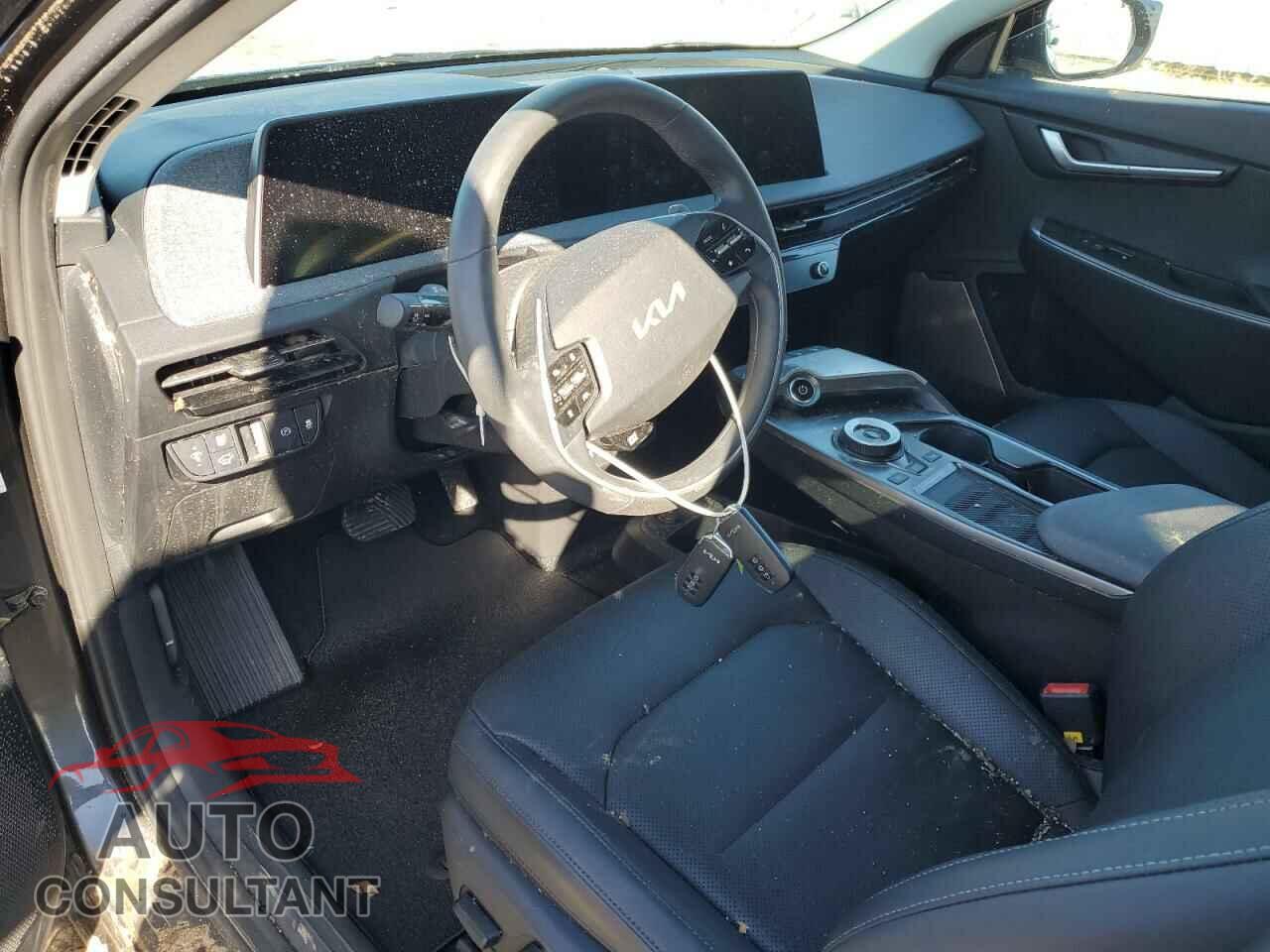 KIA EV6 LIGHT 2023 - KNDC34LA4P5607113