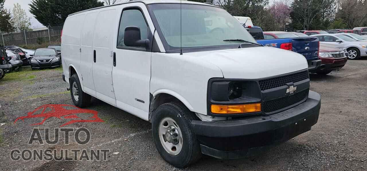 CHEVROLET EXPRESS 2017 - 1GCWGAFFXH1344366