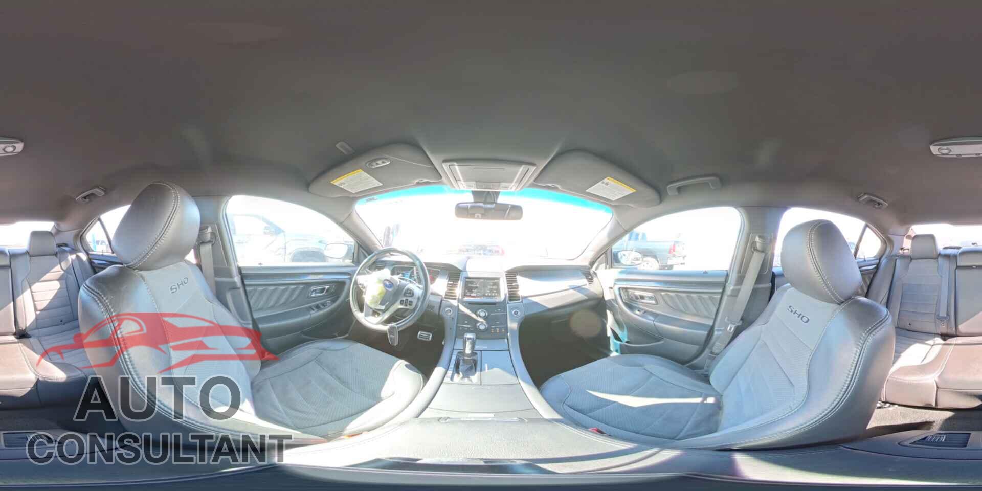 FORD TAURUS 2015 - 1FAHP2KT3FG172904