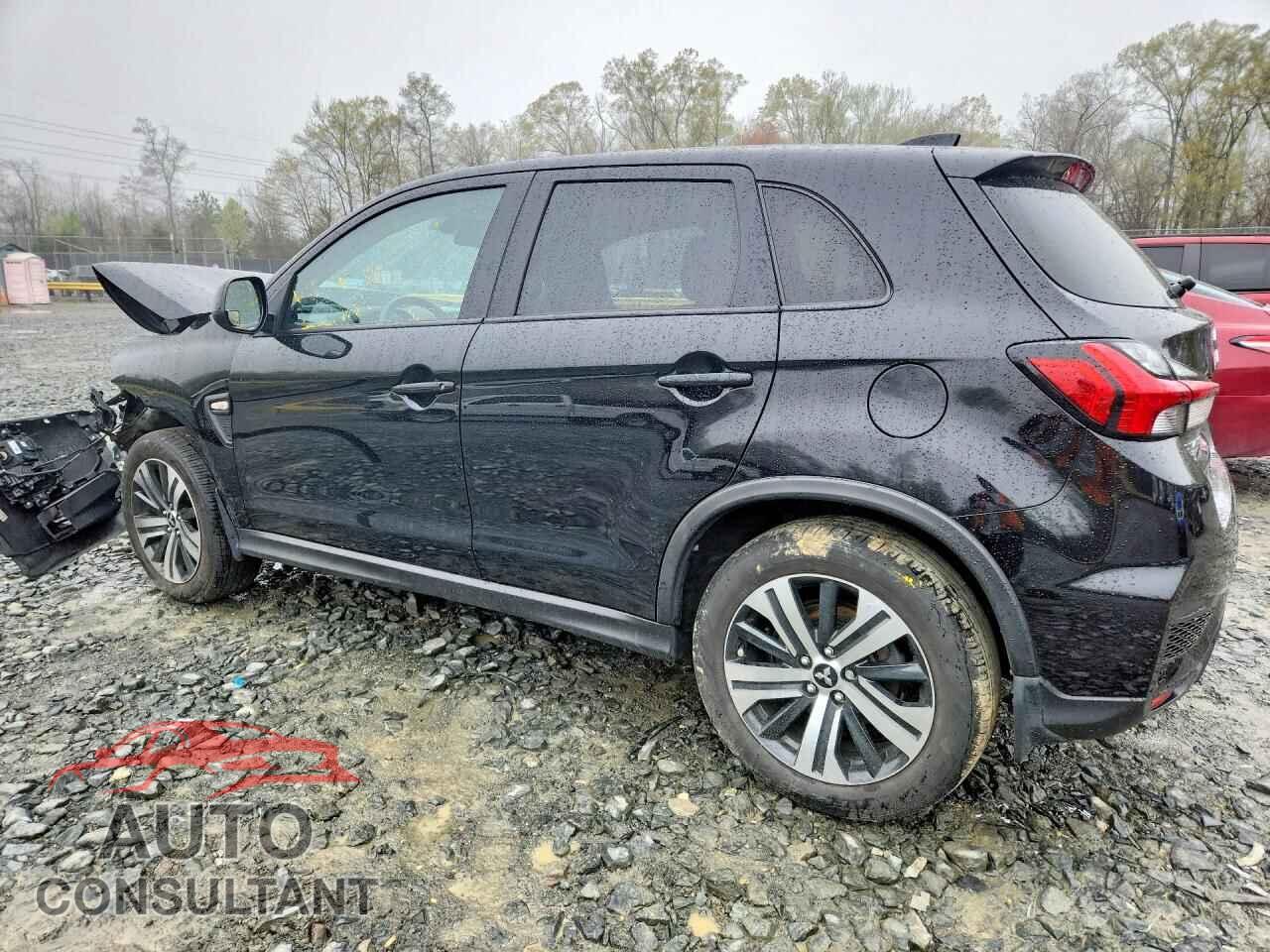 MITSUBISHI OUTLANDER 2022 - JA4APUAU7NU016554