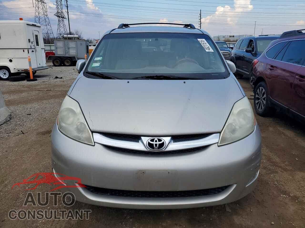 TOYOTA SIENNA 2009 - 5TDBK22C59S028134