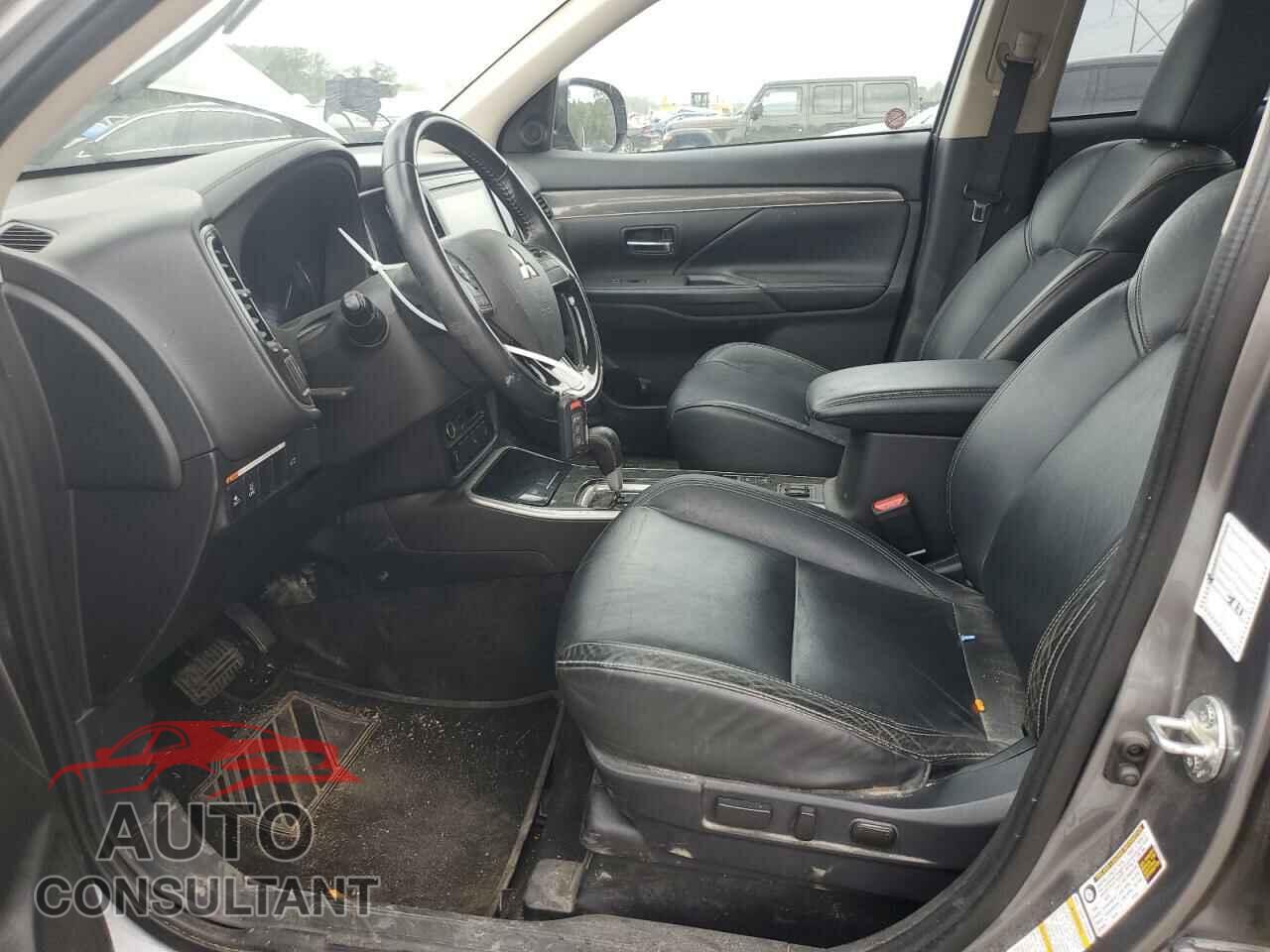 MITSUBISHI OUTLANDER 2020 - JA4AD3A34LZ020149