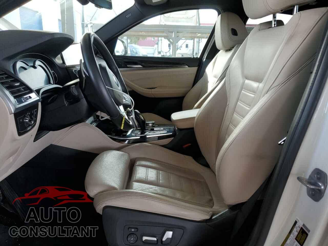 BMW X4 2019 - 5UXUJ3C52KLG53648