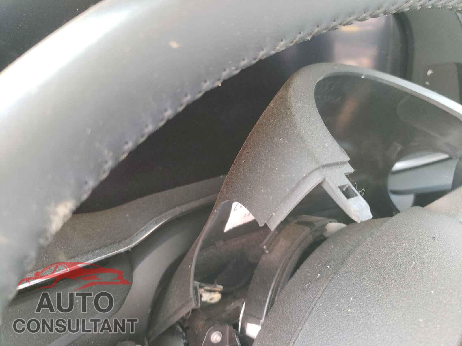AUDI R8 2018 - WUAEAAFX3J7900951
