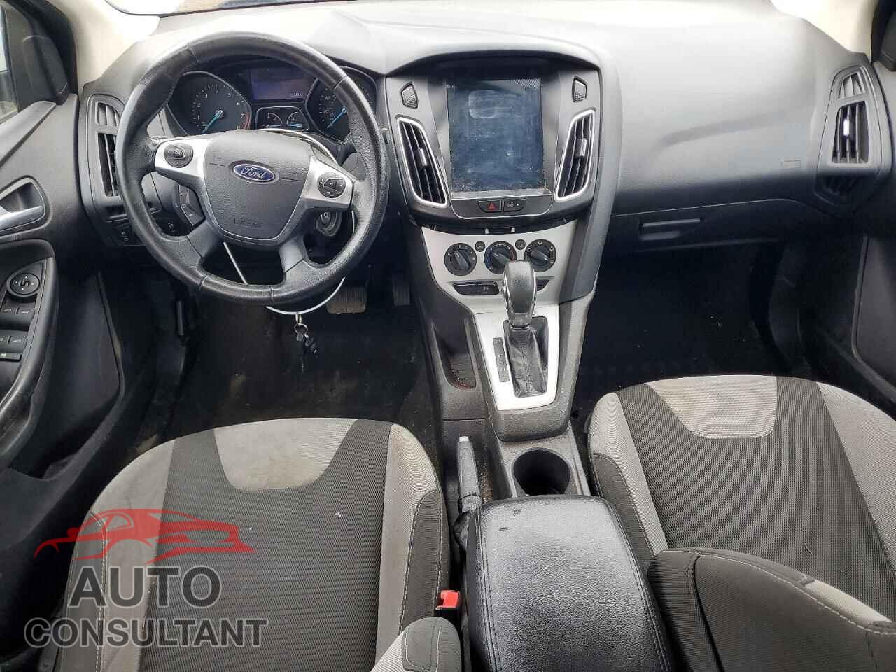 FORD FOCUS 2014 - 1FADP3F29EL286451