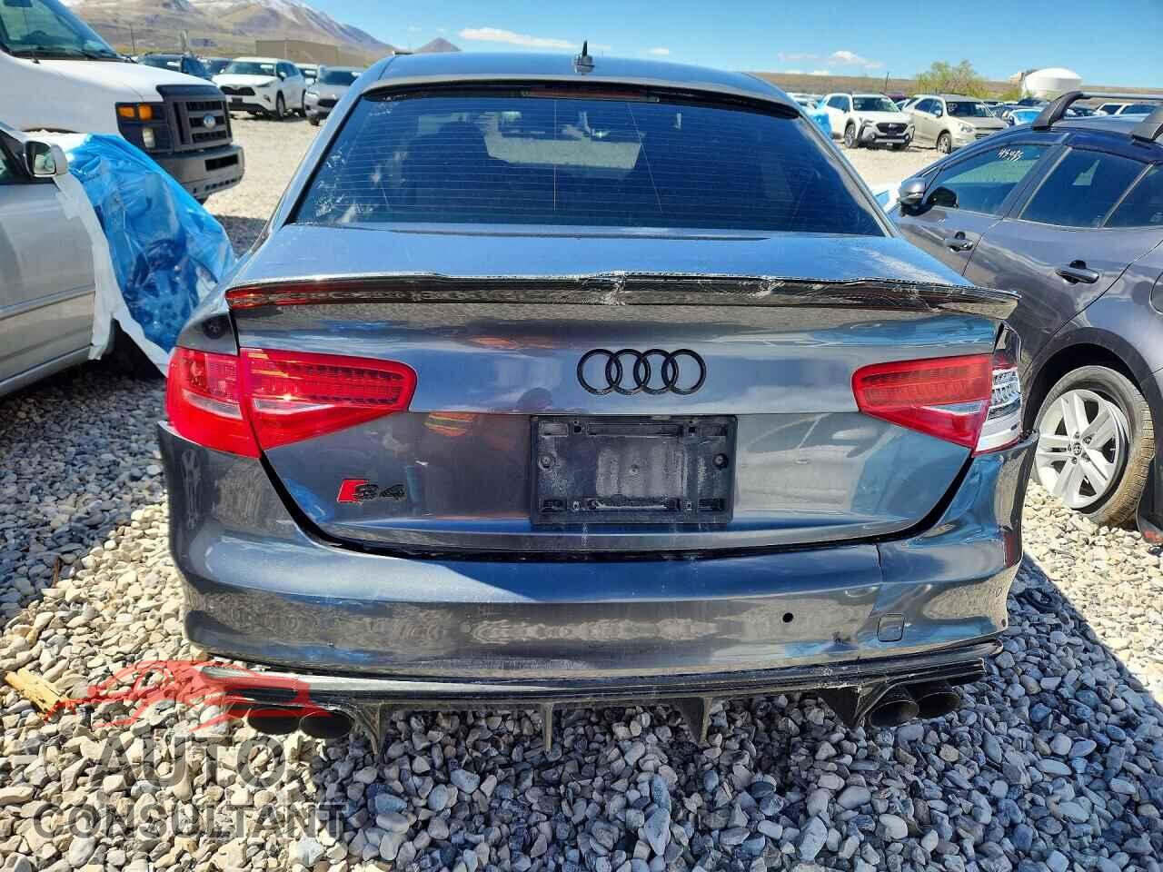 AUDI S4/RS4 2015 - WAUBGAFL9FA134212