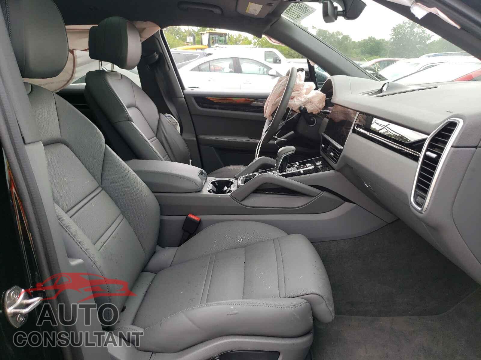 PORSCHE CAYENNE 2021 - WP1AA2AY8MDA03193