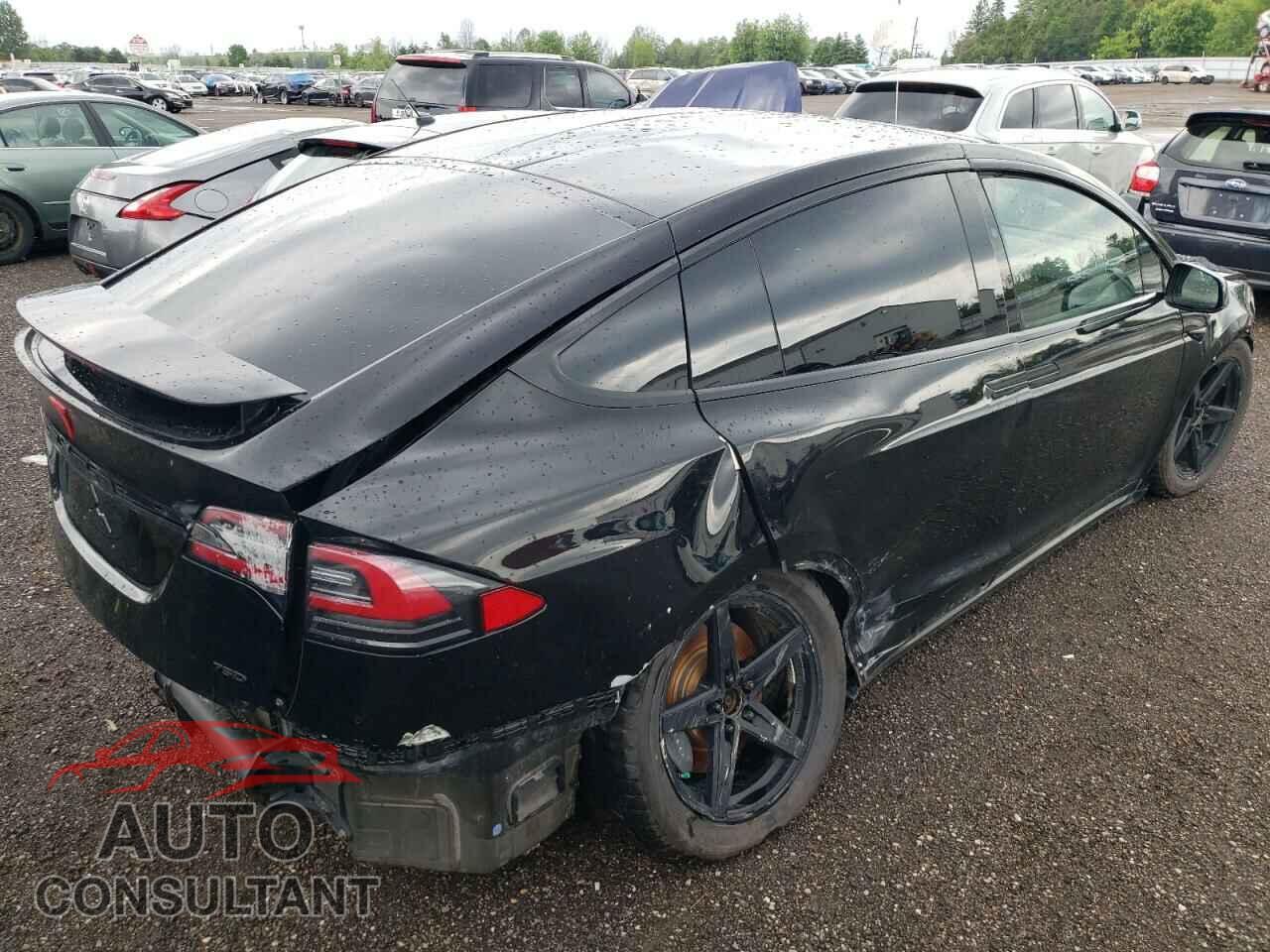 TESLA MODEL X 2018 - 5YJXCBE22JF105167
