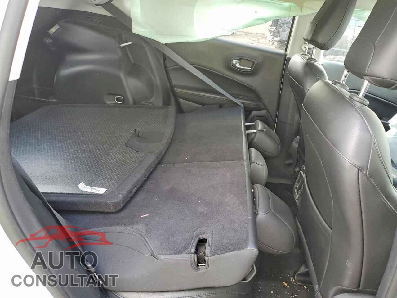 JEEP COMPASS 2019 - 3C4NJDCB3KT666556