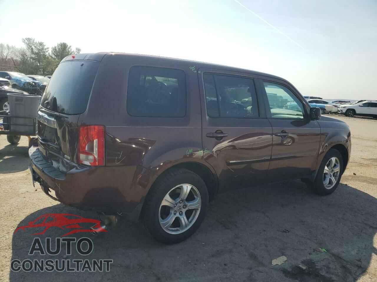 HONDA PILOT 2015 - 5FNYF4H57FB010124